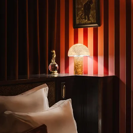 Maison La Bohème Montmartre - Studios&apartments Aparthotel Parigi