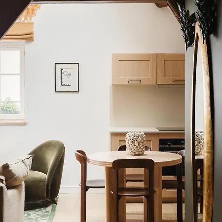 Maison La Bohème Montmartre - Studios&apartments 4* Parigi