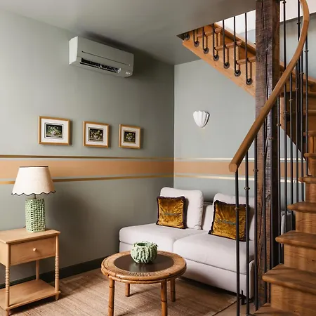 Maison La Bohème Montmartre - Studios&apartments 4* Parigi
