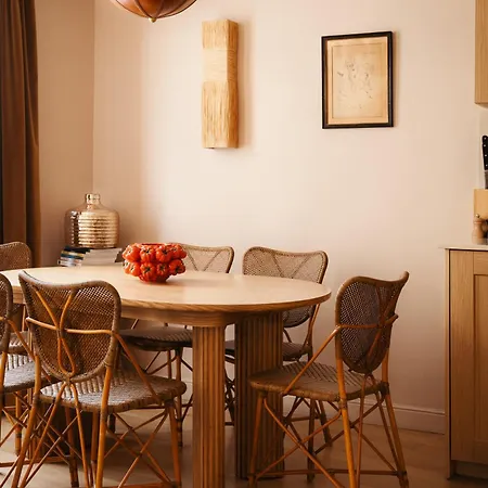 Maison La Bohème Montmartre - Studios&apartments Parigi
