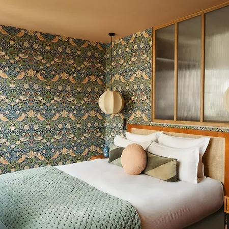 Maison La Bohème Montmartre - Studios&apartments Aparthotel Parigi